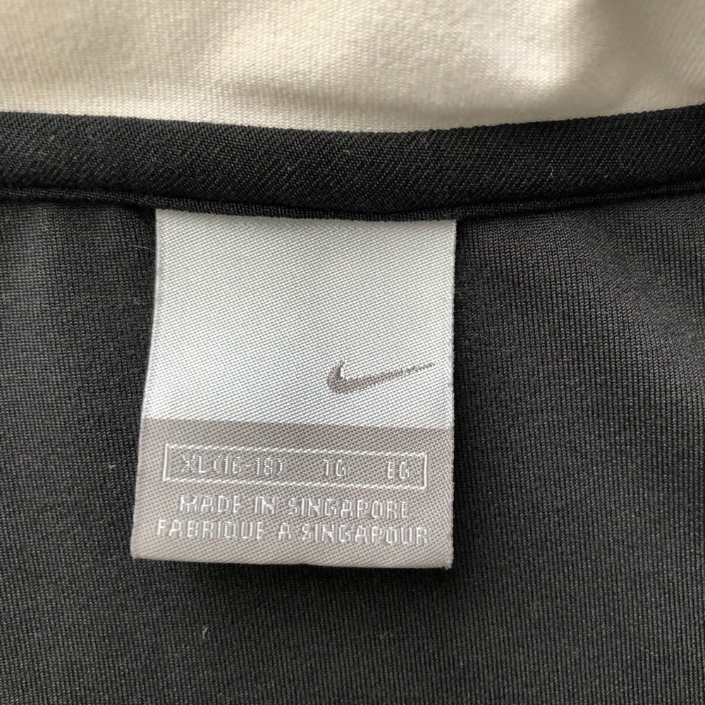 Nike Performance Jacket - Picture 5 of 8